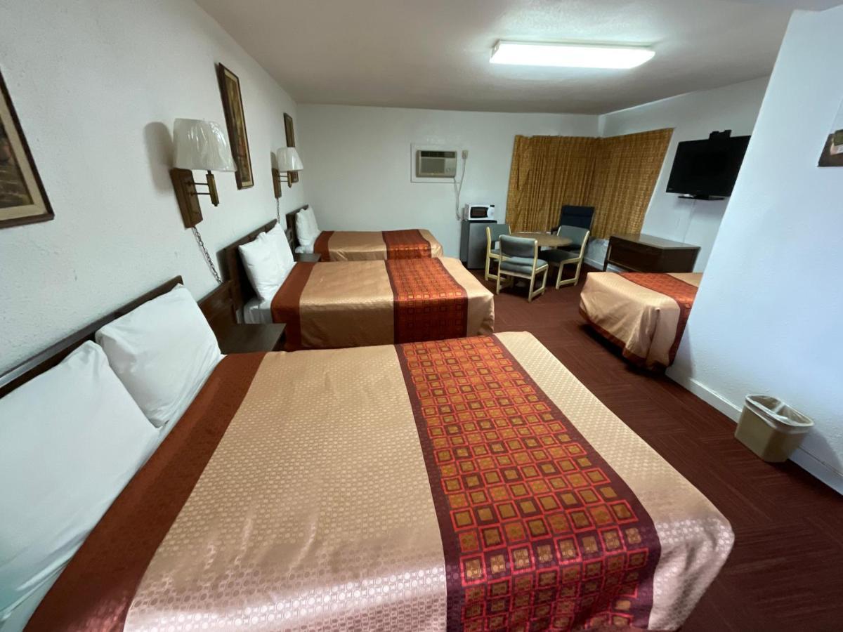 Kansan Motel Liberal Extérieur photo