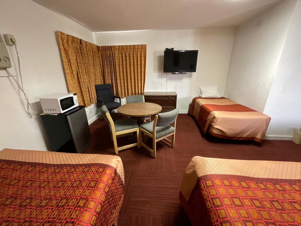 Kansan Motel Liberal Extérieur photo