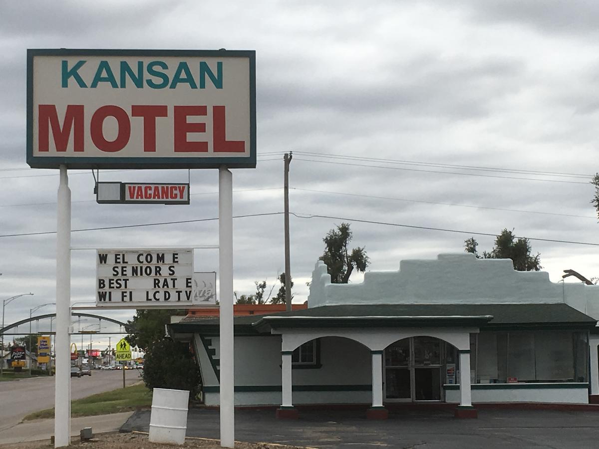 Kansan Motel Liberal Extérieur photo